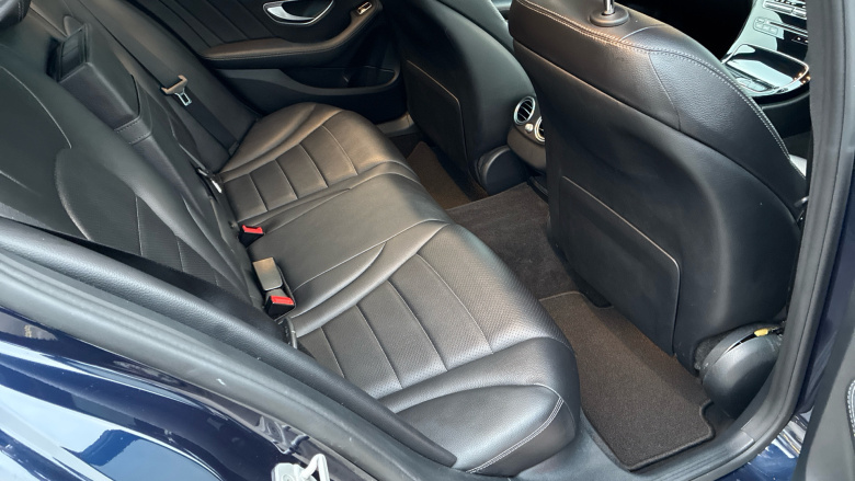 Mercedes-Benz C-Class C220d AMG Line Premium 4dr Auto Diesel Saloon